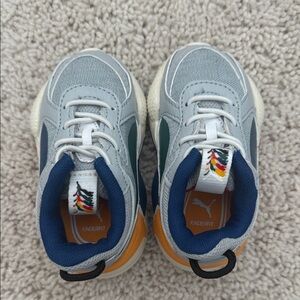 Puma Kids Sneakers - Gray, Navy, and Orange